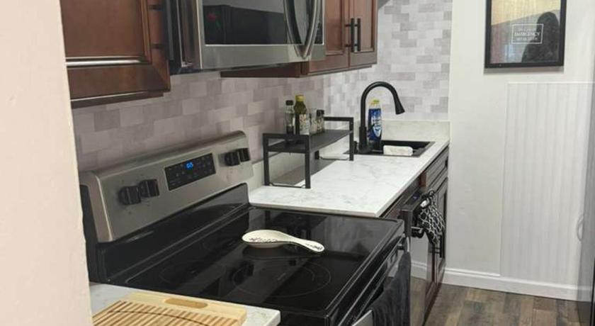 브룩스빌 (FL) 2 bedroom, 1 bath in Downtown Brooksville 2성급 숙소 외관