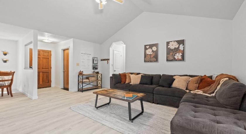 그로브랜드 (CA) Game Room, 8 guests- Lake, Yosemite, Sonora nearby 3성급 숙소 객실