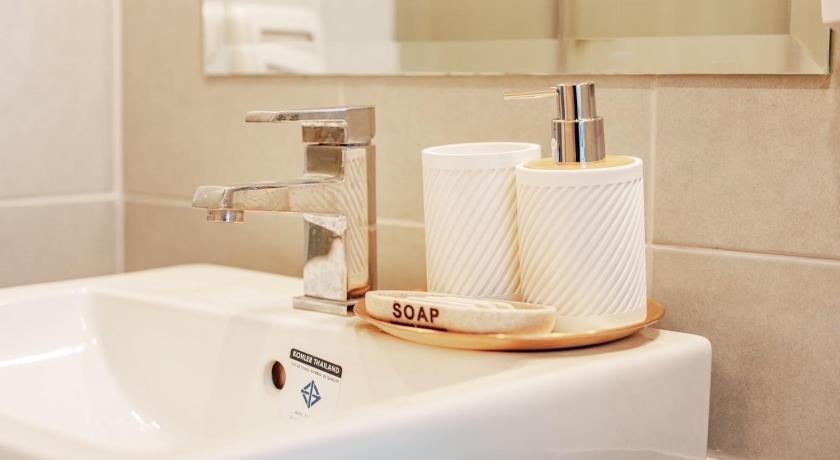 촌부리 The Sunset Bangsaen Hotel 2-Star Hotel restaurant