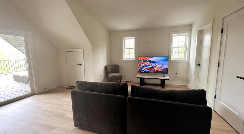 알링턴 (VA) 35 Owners Penthouse - 1 King Bed, Private Bathroom - Nonsmoking 숙소 부대시설