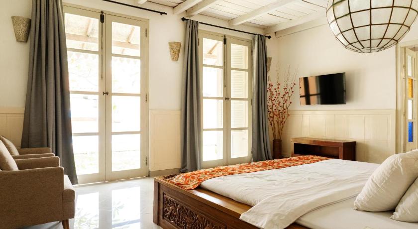 Image of Deluxe Two-Bedroom Villa with Private Pool 3