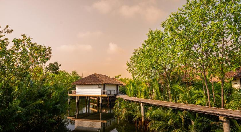 Image of Twin Bungalow 17