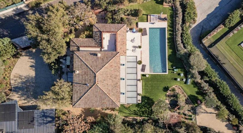Exceptional Villa a/c 4BR/8P with Pool & Sea View - image 29
