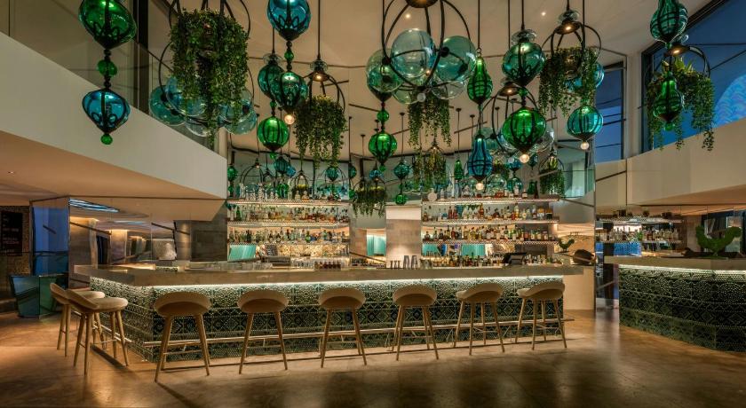 アルブフェイラ W Residences Algarve 5つ星 ホテル ロビー