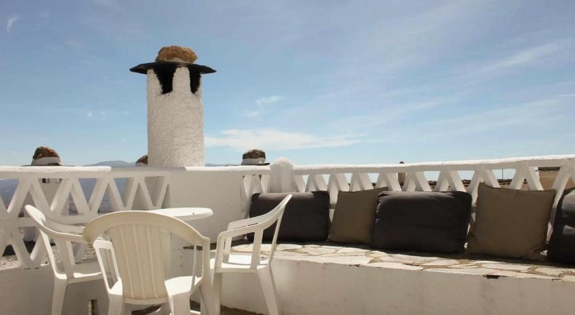 アルプハラ・デ・ラ・シエラ El Rincon de Munoz 4つ星 シングルルーム プール