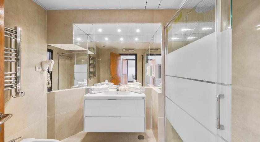 Image of Superior One-Bedroom Apartment 13