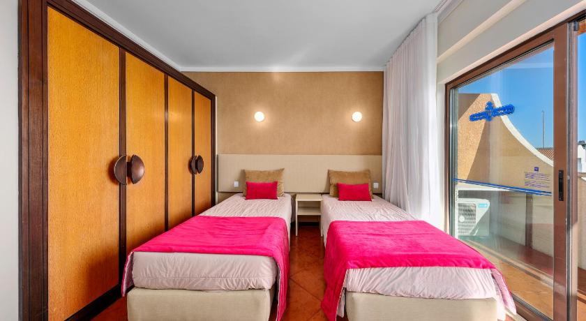 Image of Superior One-Bedroom Apartment 7