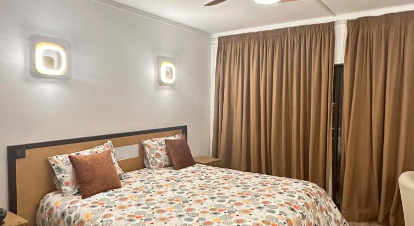 Image of Studio Apartment with One Double Bed 12