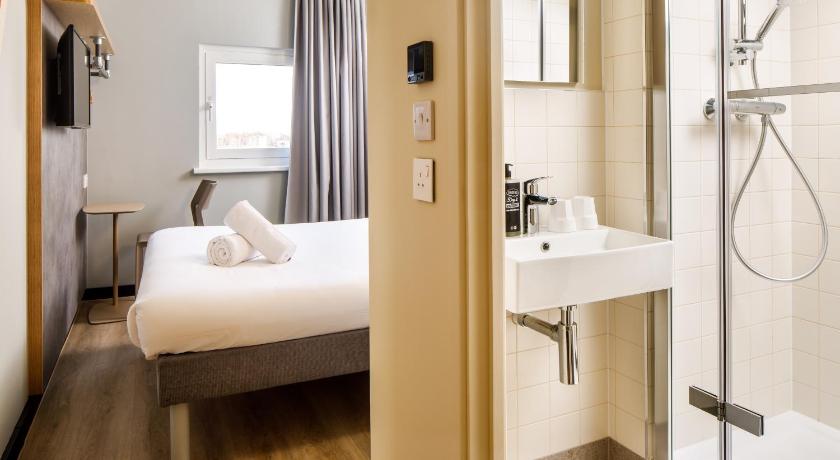 Image of Superior Room with 1 double bed 3