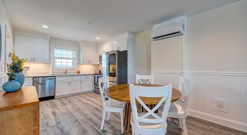 윌밍턴 (NC) Adjacent 2nd Floor, 2004 Queen & 2005 Queen 4성급 숙소 스위트룸