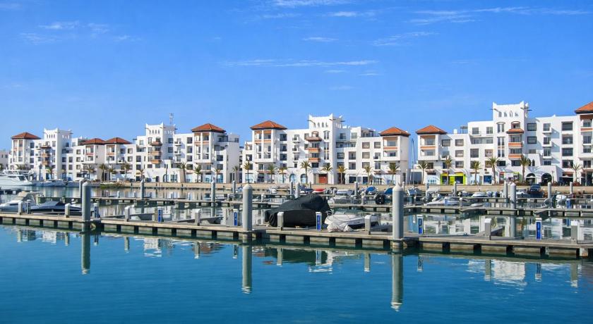 Image of Apartment with Pool View 32