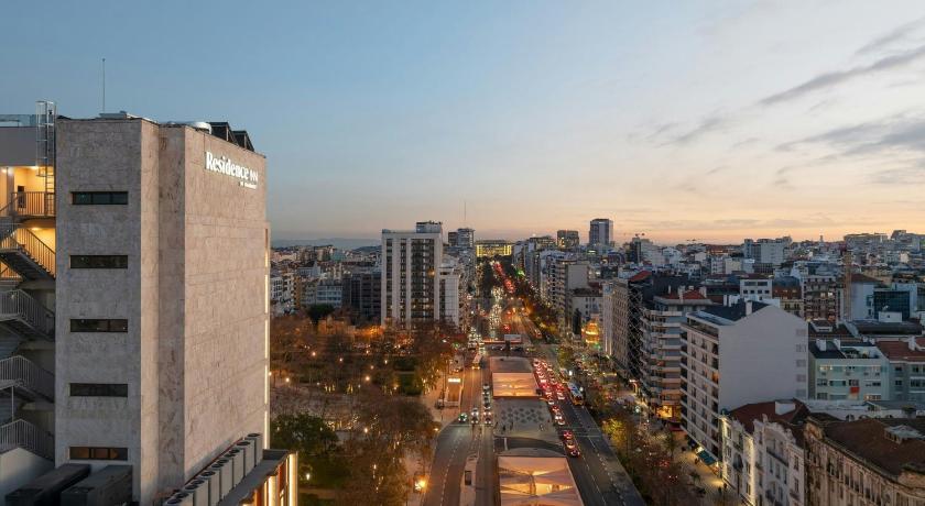 リスボン Residence Inn by Marriott Lisbon 3つ星 ホテル スイート