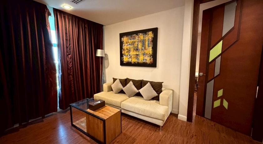 Image of Family Room 3