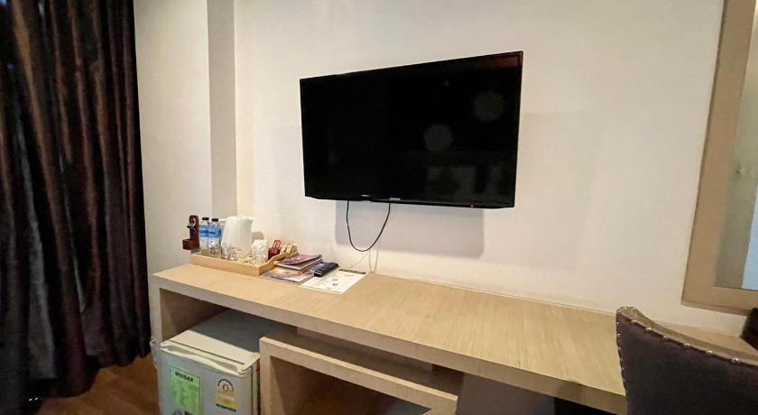 Image of Deluxe king bed room 14
