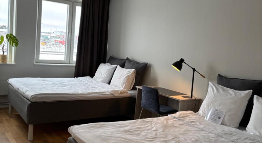 Image of Family Room 1