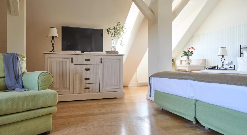 Image of Junior Suite with sea view in the attic 0