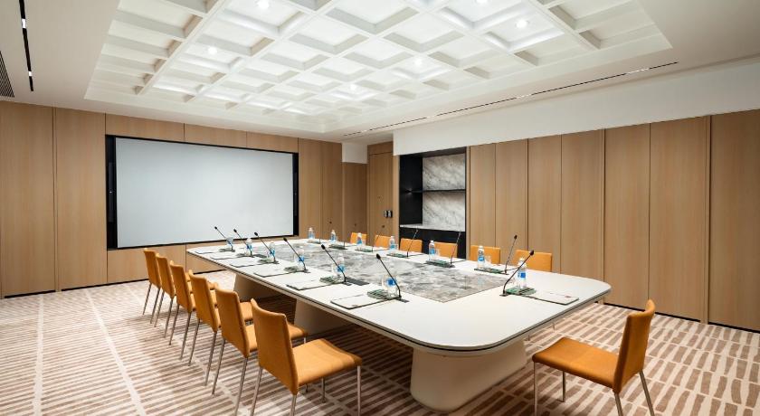 Atwell Suites Hefei City Center by IHG - image 27