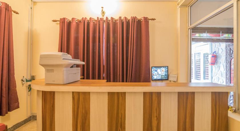 OYO 762 Hotel Middle Lake Pokhara - image 12