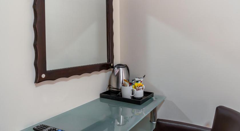Image of Small Double 12