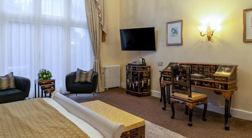 Image of One-Bedroom Suite 11