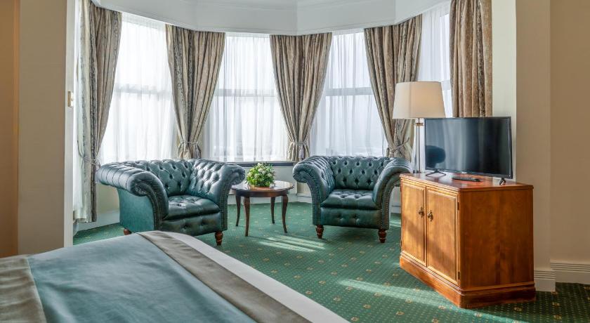 Image of Deluxe Double or Twin Room 3