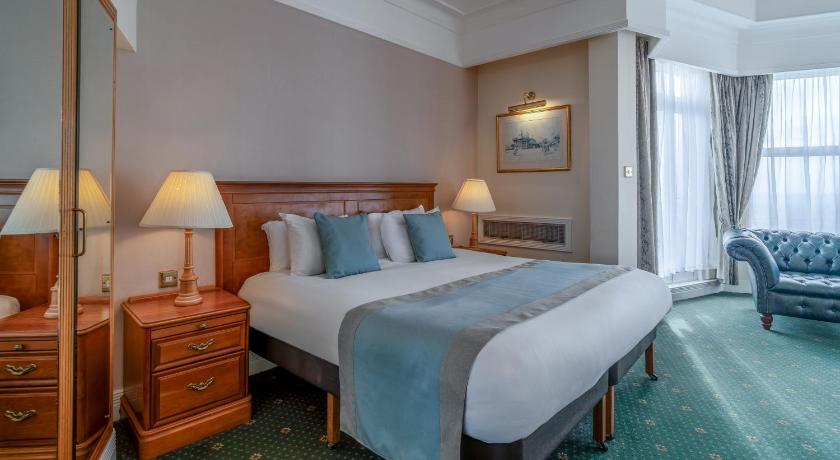 Image of Deluxe Double or Twin Room 1