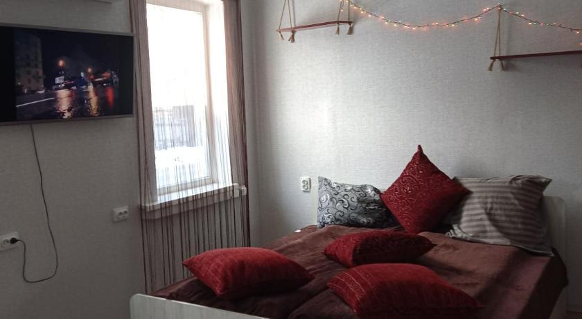 Апартаменти біля стадіону Ворскла СВІТЛО 24 на 7 ЗАСЕЛЕННЯ 24 на 7 Двокімнатна квартира подобово Одн