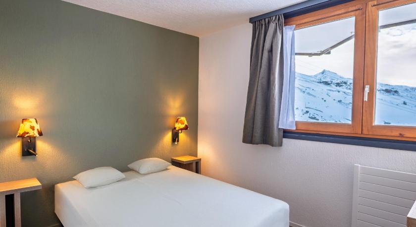 Image of One-Bedroom Apartment (6 Adults) 6