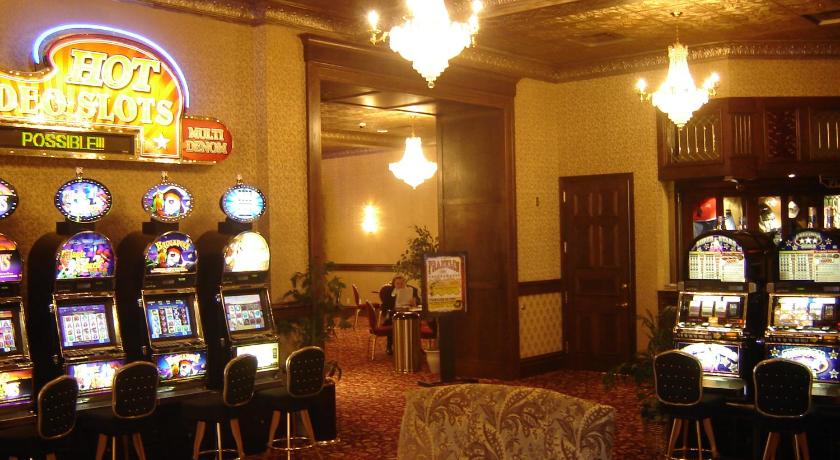 Historic Franklin Hotel photo