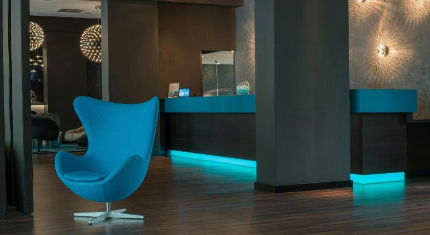 柏林 Motel One Berlin-Tiergarten 3星级 酒店 泳池