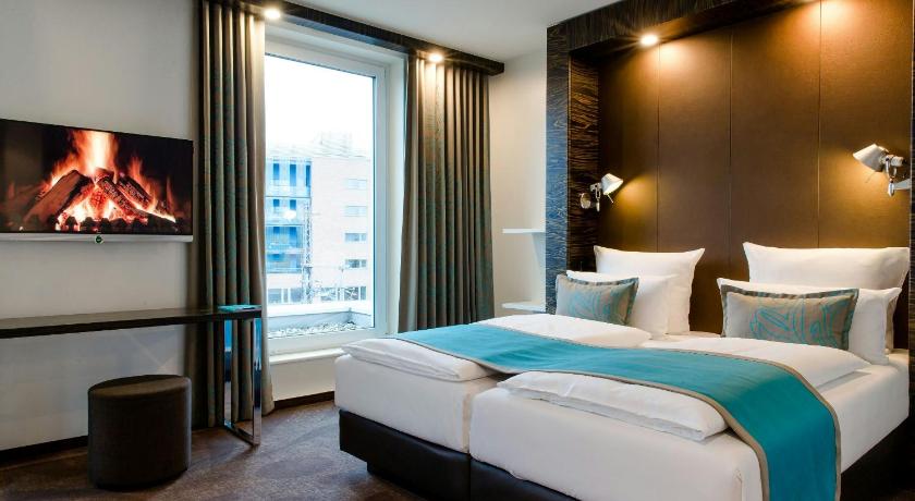 ベルリン Motel One Berlin-Bellevue 3つ星 ホテル スイート