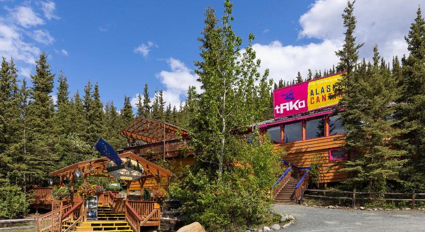 Denali Crow's Nest Cabins