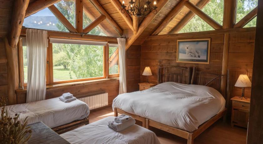 Image of Suite with Lake View 0