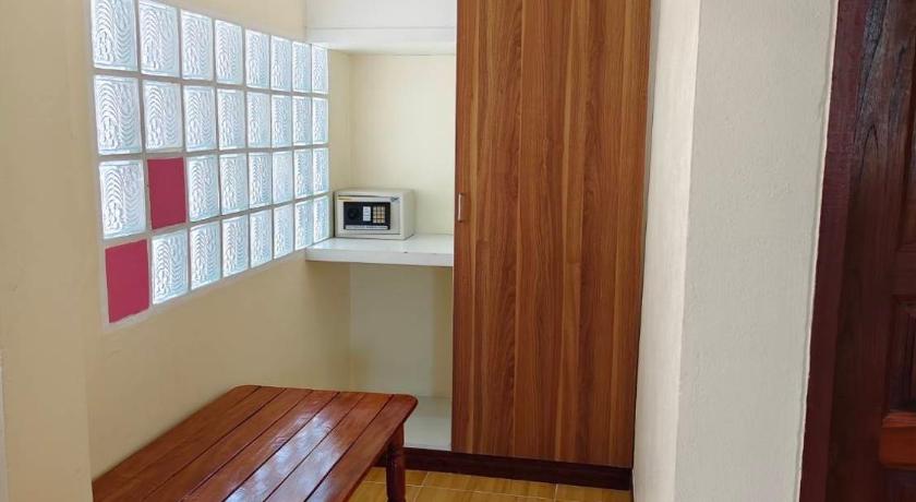 Image of One-Bedroom House 7