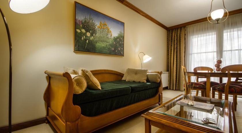 Image of Suite 0