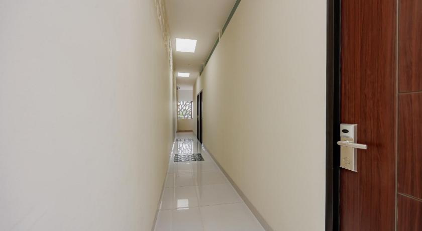Urbanview Rumah Tamu Citarum near Stasiun Tawang Semarang - image 24