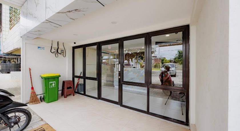 Urbanview Rumah Tamu Citarum near Stasiun Tawang Semarang - image 18