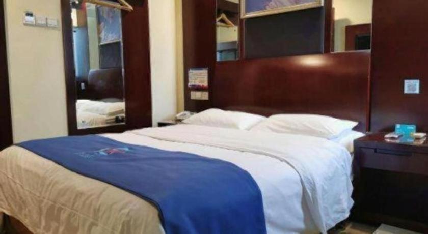 PAI Hotels·Hefei Baohe Wanda Plaza – Hefei, VA