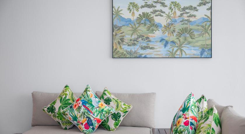 Image of Suite King 15