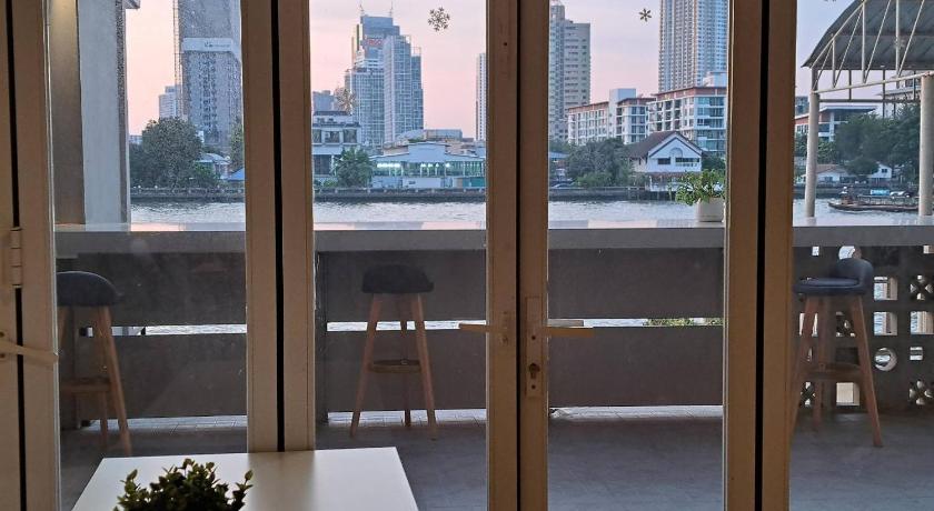BEAT. Warii Hostel @ Chaophraya River - image 11