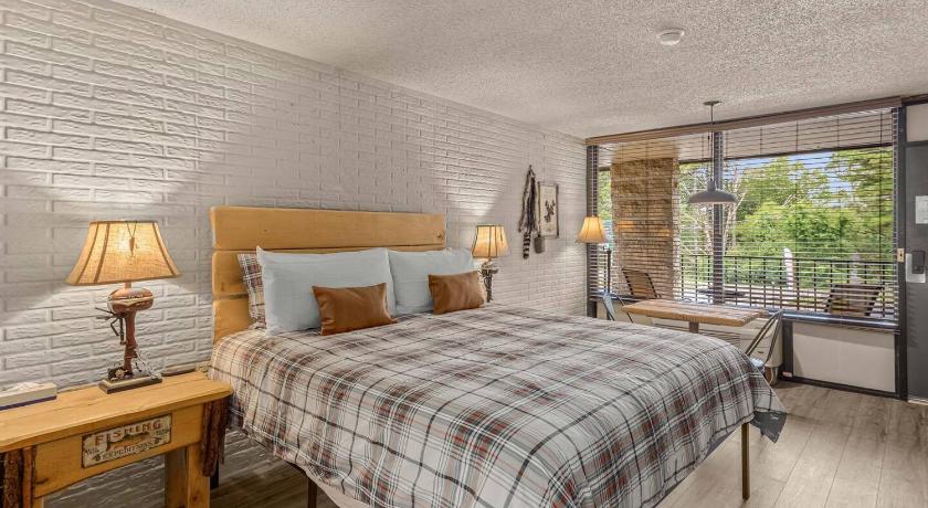 유레카 스프링스 (AR) Stonegate Lodge King Bed Fast WiFi 40in TV Salt Water Pool Room #309 4성급 숙소 스위트룸