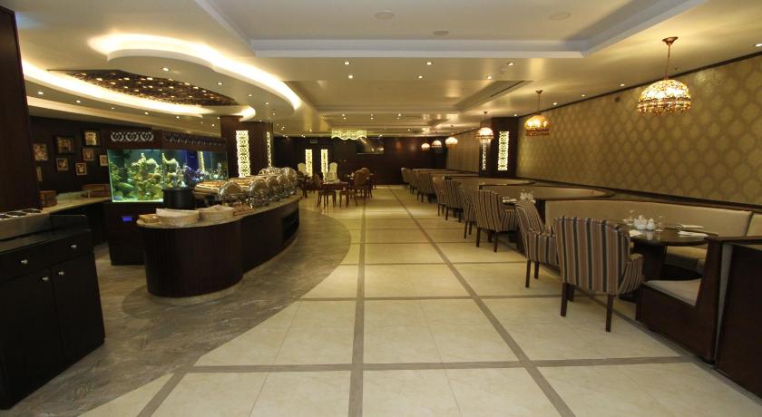 Al Thuraya Hotel - image 4