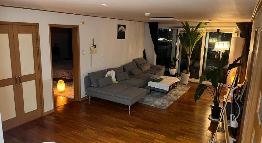 서울 UN village with River View, Seoul, Free Parking, Hannam 4성급 숙소 스위트룸