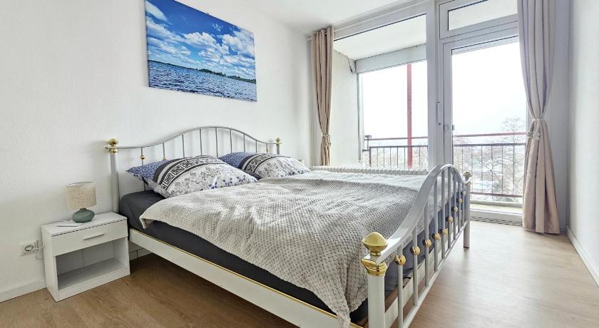 Ferienwohnung Sunset - Traumhafter Seeblick & Sauna in Steinhude