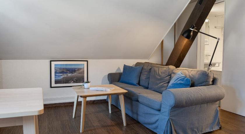 Image of Apartment 15