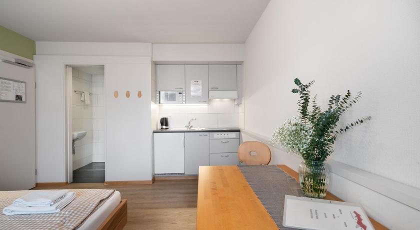 Image of Apartment 13