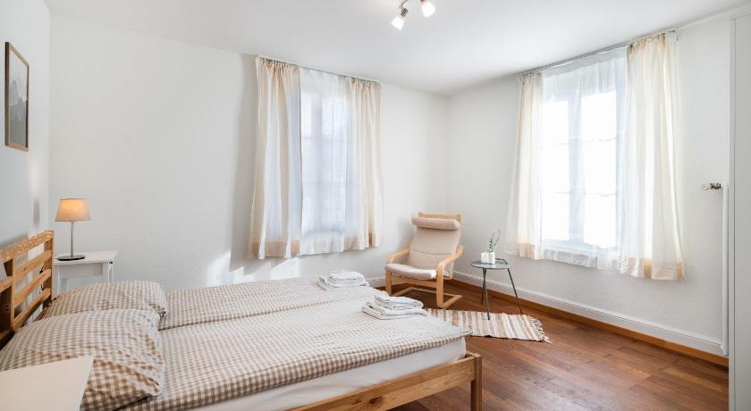 Image of Apartment 6