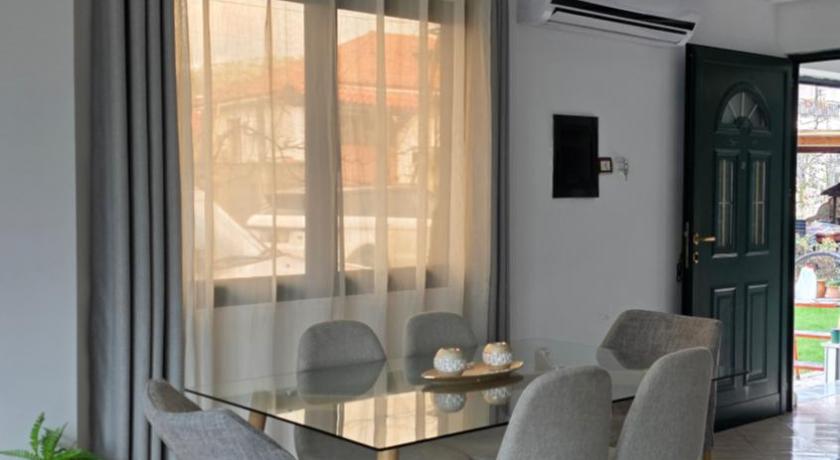 Apartment 1 by Villa Ceni