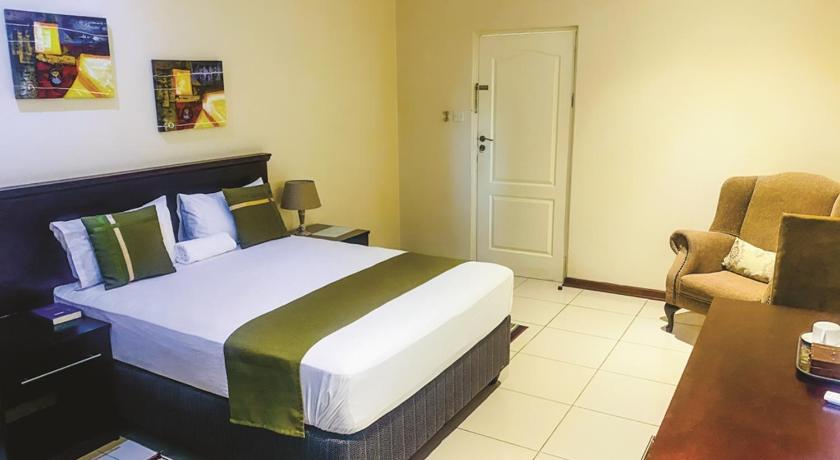 Emerald Hotel