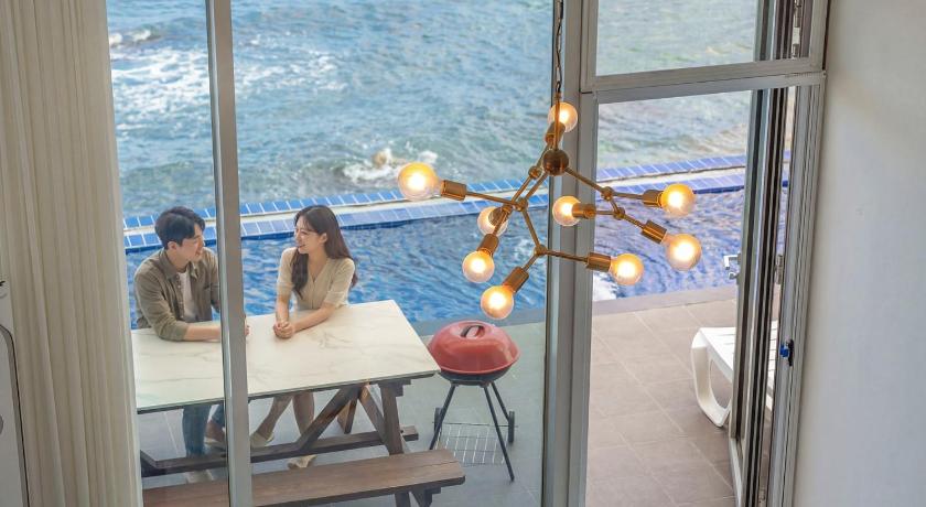 ヨンドク yeongdeok chaeumneul poolvilla 4つ星 ゲストハウス 客室